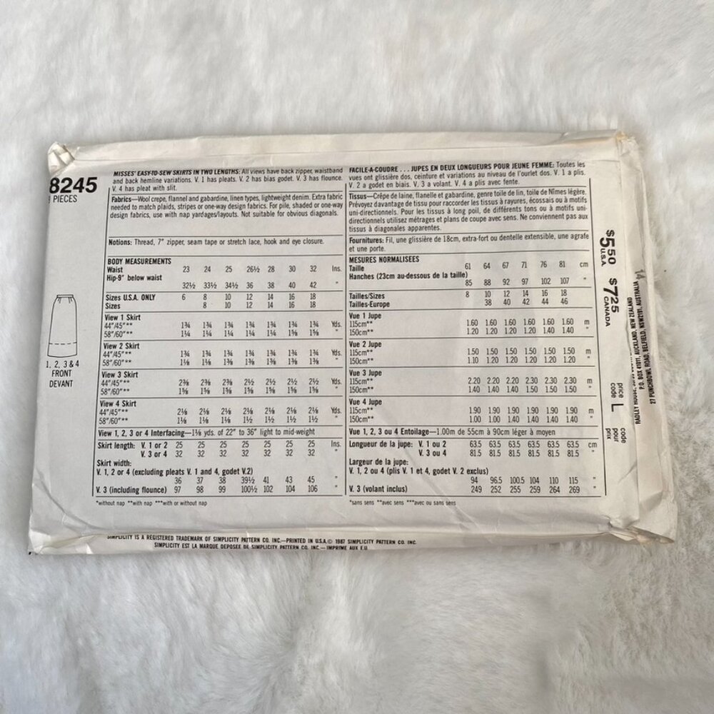 2 Simplicity Sewing Patterns - Picture 5 of 5